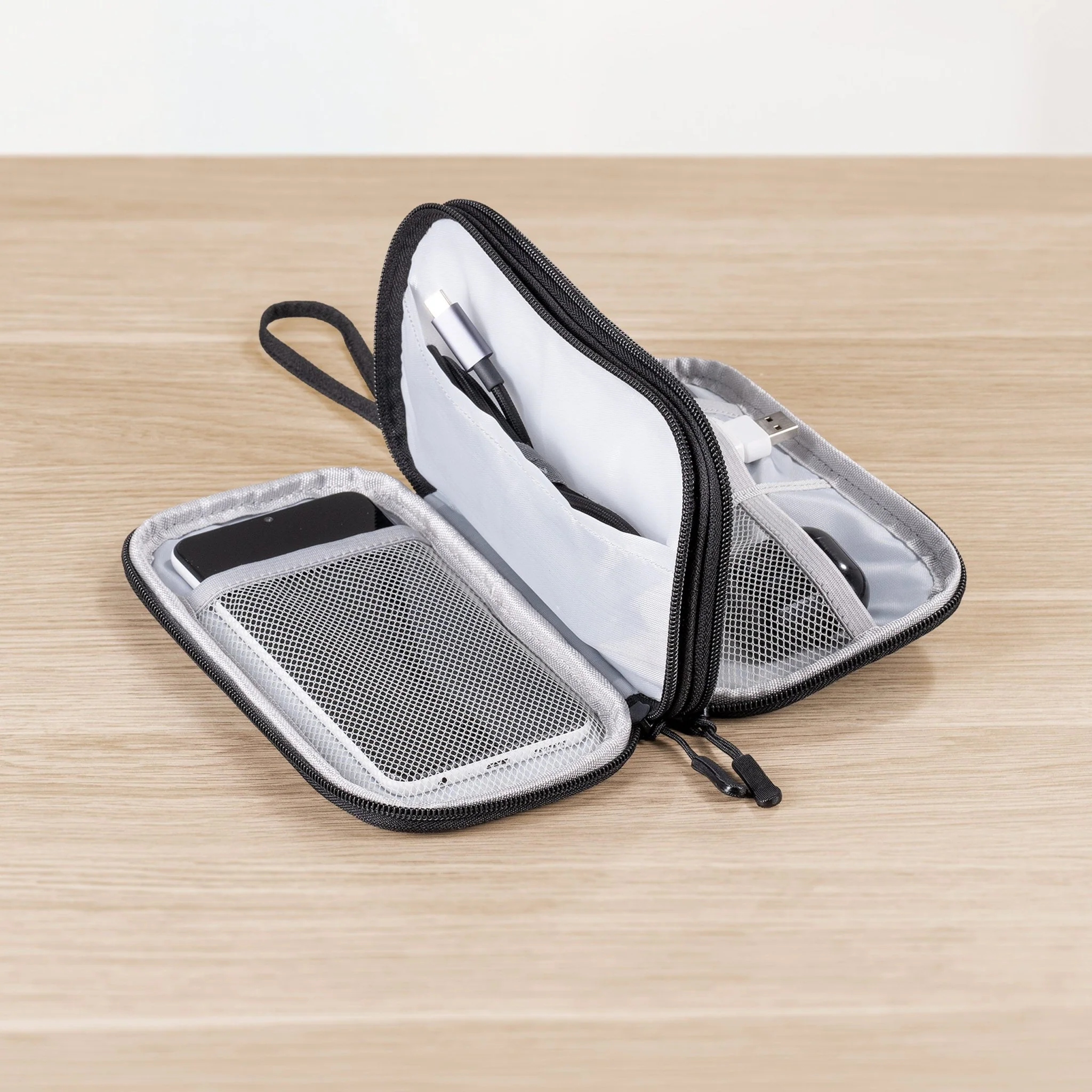 Baggy Tech - Image 2