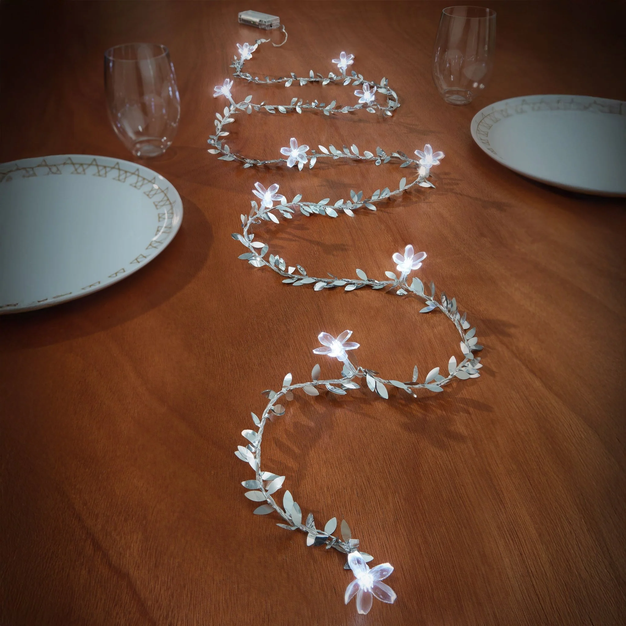 Lumi Fantasy Platea - Image 2
