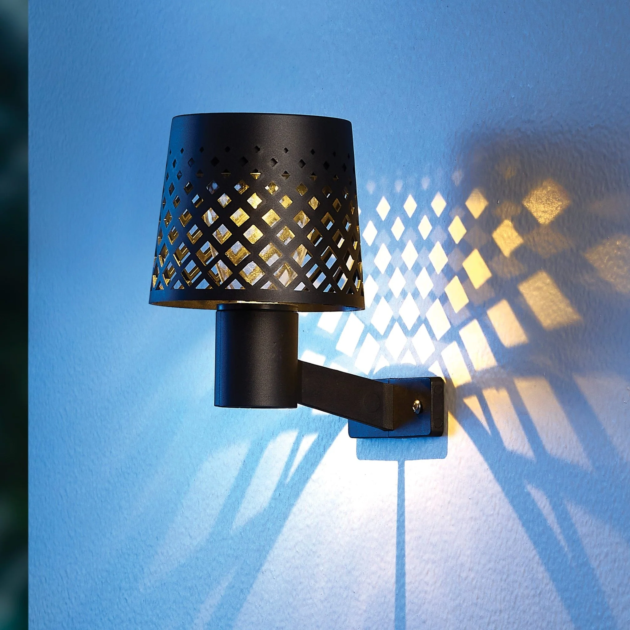 Trilamp Solar Deco - Image 3